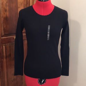 Liz Claiborne sweater shirt.